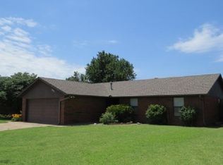 2902 Mount Vernon Rd, Enid, OK 73703