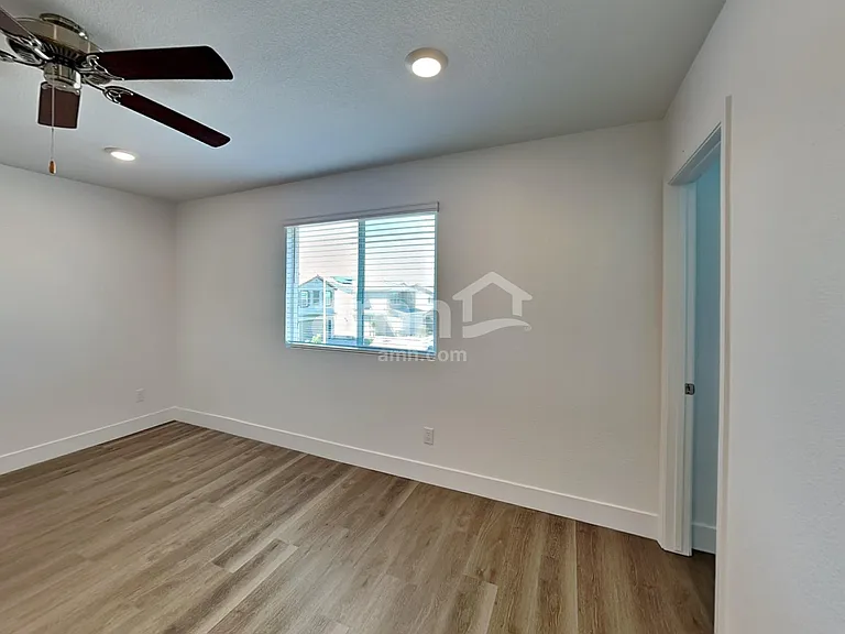 8404 Flagpole Loop Ave — Photo 8