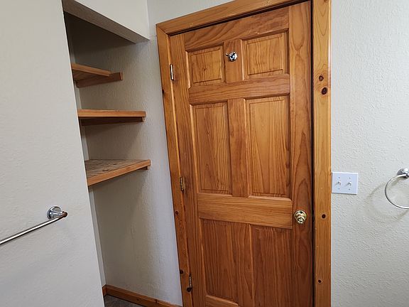 Bathroom storage