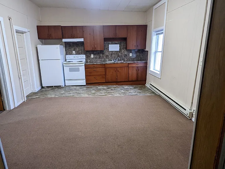 104 Pine St #1 — Photo 6
