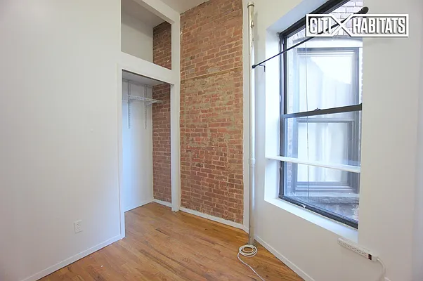 Rented by Citi Habitats | media 13