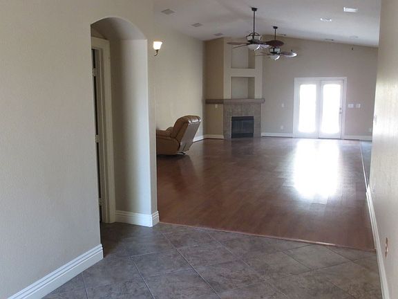 3rd image of 8921 Frasure Falls Ave