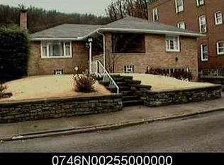 526 Wall Ave, Pitcairn, PA