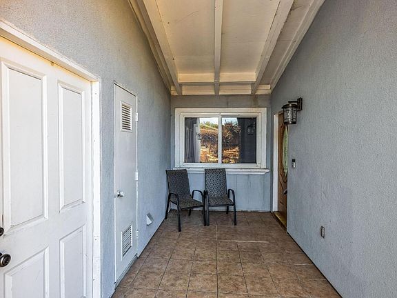 5th image of 2525 Kavanagh Road