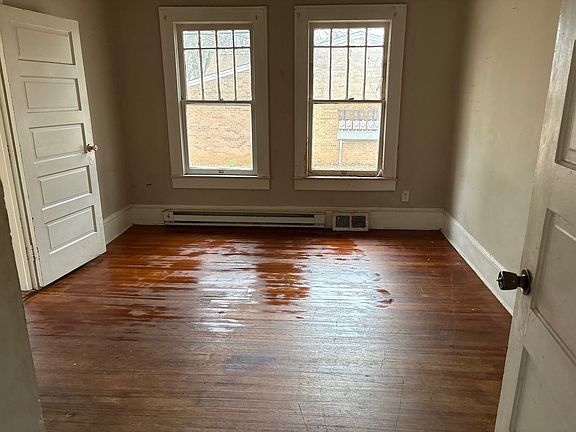 4th image of 1316 Waughtown St
