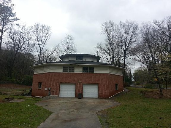 2nd image of 394 Parkwood Way