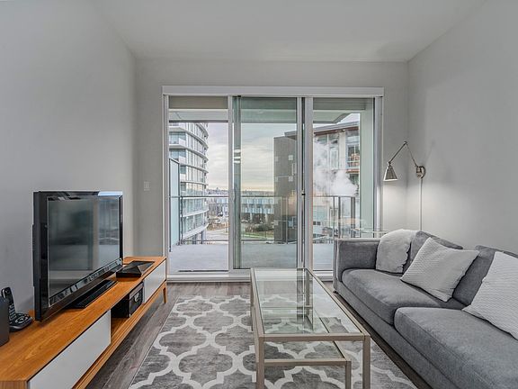 3rd image of 1768 Gilmore Ave N #206