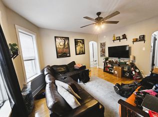 4800 N Hermitage Ave #2D-205, Chicago, IL 60640