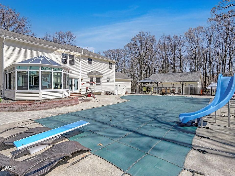 1061 Dewberry Dr, Hawley, PA 18428 MLS PW231059 Zillow