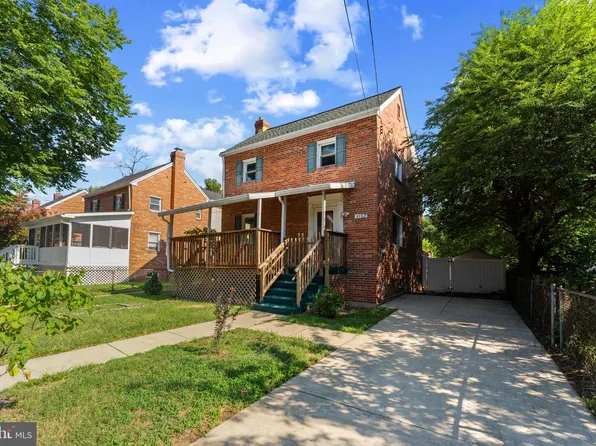 4802 Hamilton St, Hyattsville, MD 20781