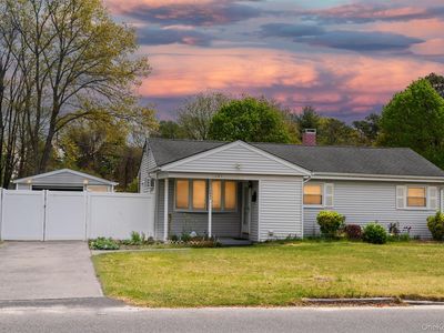 1084 Joselson Avenue, Bay Shore, NY, 11706