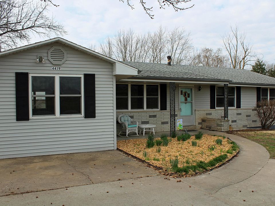 1st image of 4419 Rainbow Dr