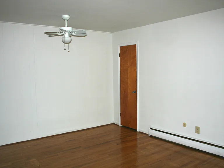 4520 Rochester Rd #5 — Photo 5