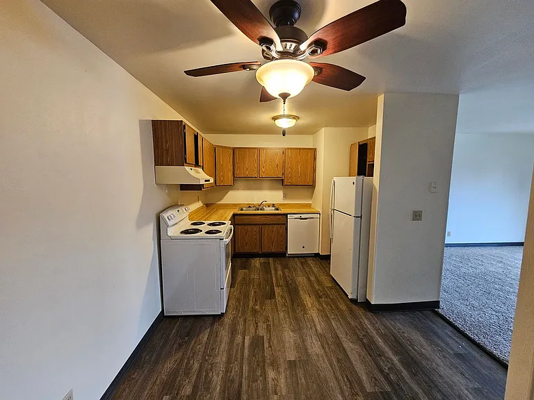 Fox River Bluff — Photo 43