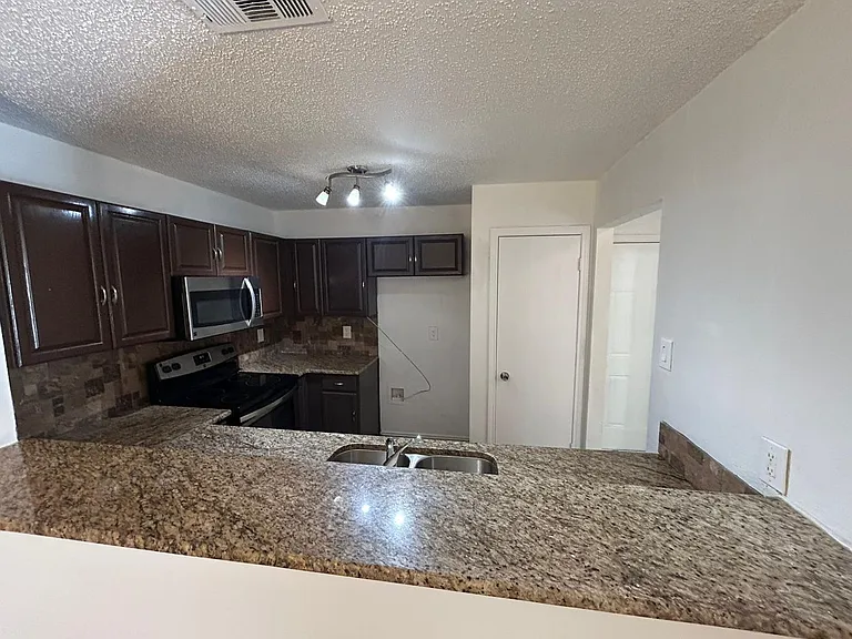 3408 Poplar Springs Ln — Photo 15