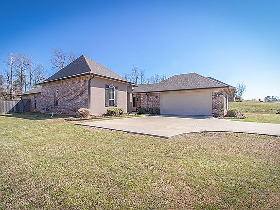 2nd image of 405 Austin Oaks Cir