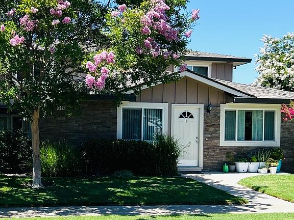 2nd image of 1269 Bouret Dr Unit 4