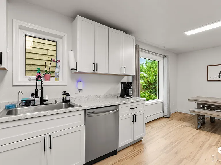 Sink with additional window for lots of light.
