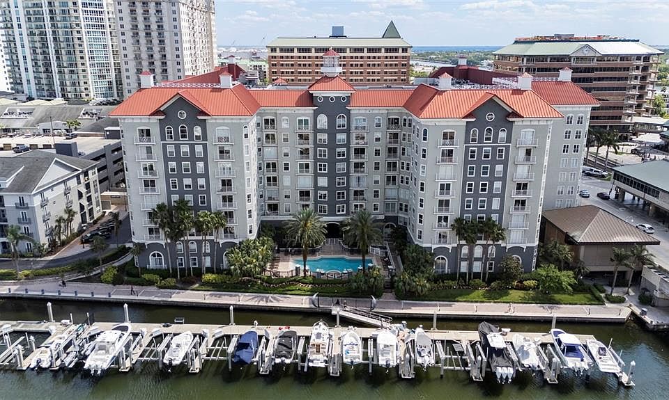 1st image of 700 HARBOUR ISLAND #238