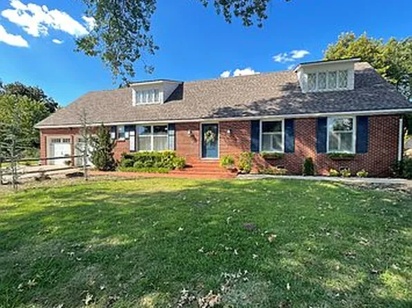 2704 Kingston St, Muskogee, OK 74403