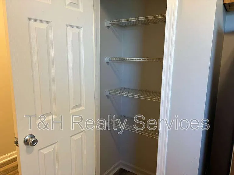 7952 Amadeus Dr — Photo 15
