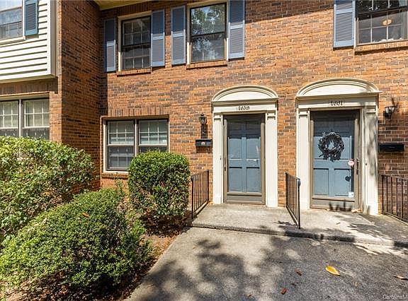 2nd image of 4659 Old Lantern Way #31