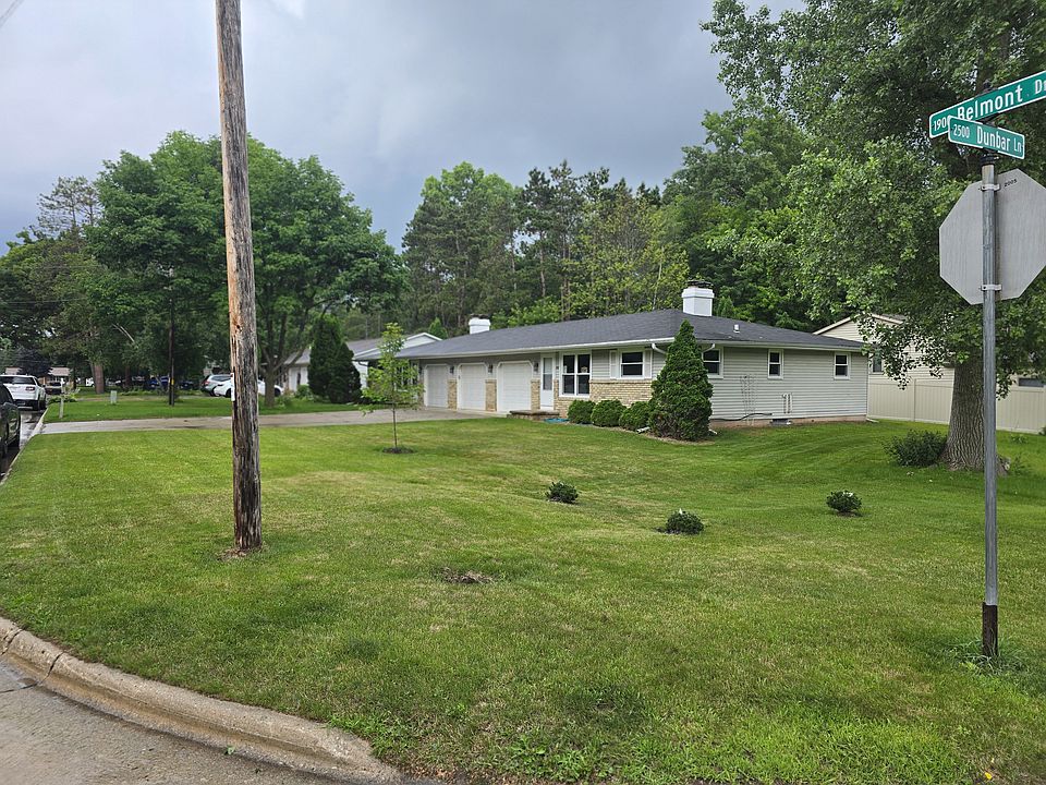 1st image of 1943 Belmont Dr