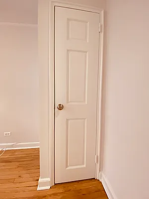 Rented by Metropolis Real Estate of Manhattan | media 13