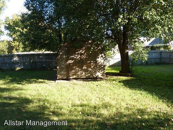 4th image of 5629 Ingleside Dr
