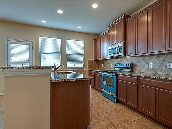 4th image of 4132 William Dehaes Dr