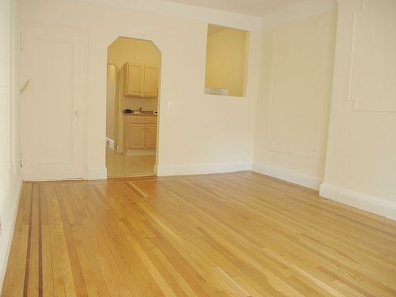 2nd image of 1165 2nd Ave APT 3N