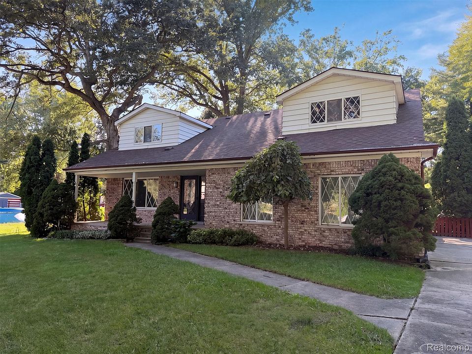 1st image of 38651 Chartier St