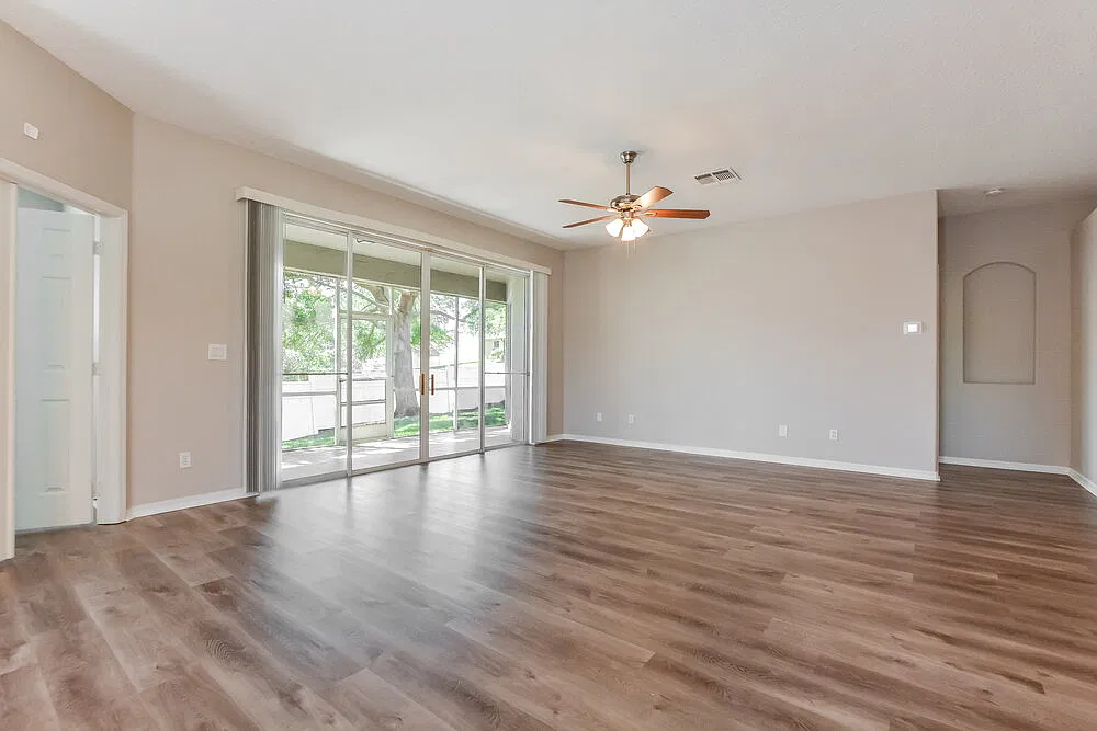 3 bed, 2.0 bath, 2162 sqft, $3,600 — Photo 3