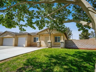 1839 Thomas Dr, Lancaster, CA, 93535