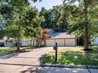 952 Beechwood Dr, Medina, OH 44256