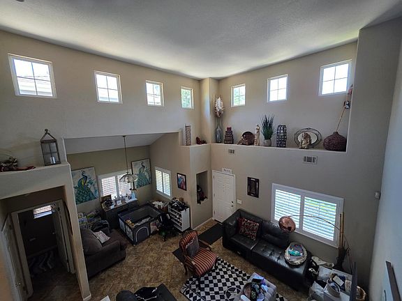 2nd image of 3867 Bridlewood Cir