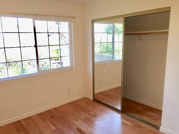 2nd image of 31 Woodrow St
