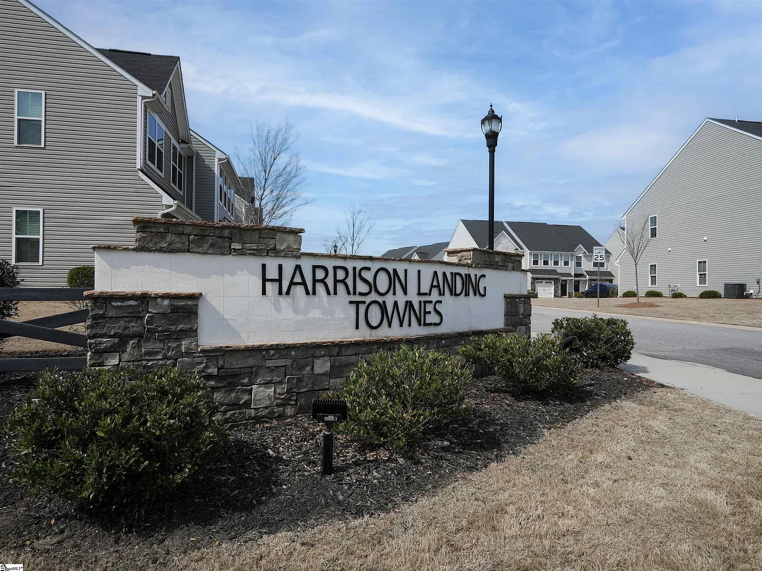 3 bed, 2.5 bath, $1,795 — Photo 3