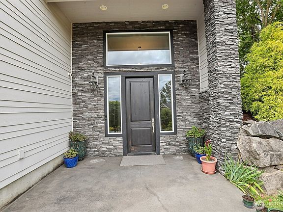 3rd image of 4400 SE 169th Court