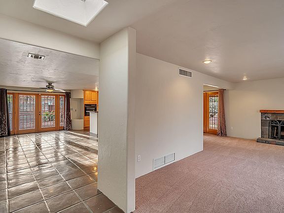 4th image of 3331 N Camino Suerte