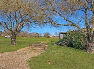 328 County Road 296a, Alvin, TX 77511