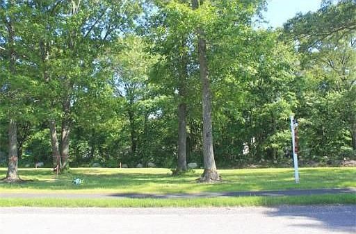 2nd image of 2 Lyons Ln