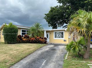 271 SW 28th Ter, Fort Lauderdale, FL 33312