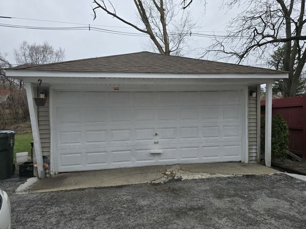 3109 Sussex Ave, Markham, IL 60428