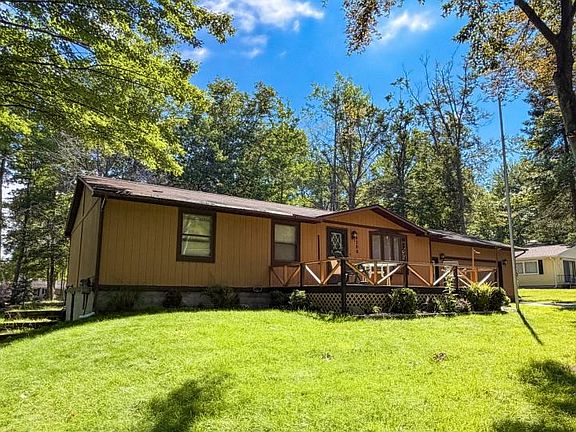 3rd image of 4288 N Ash Rd