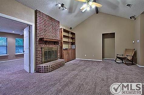 3rd image of 6925 Egan Way