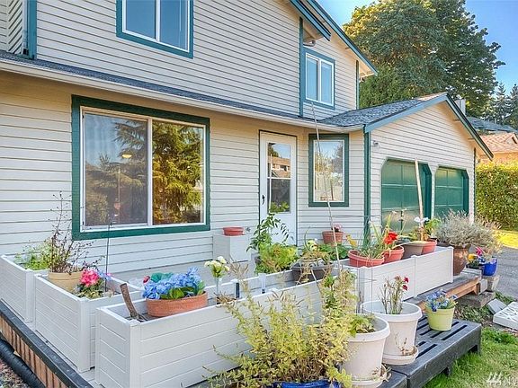 2nd image of 8625 NE 126th Pl