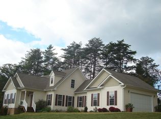 36 Serendipity Trl, Asheville, NC 28804
