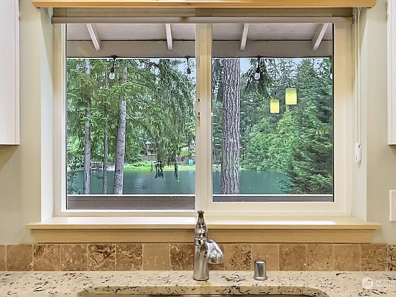 5th image of 11118 Minterwood Drive NW