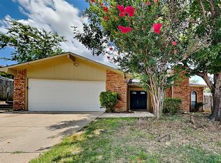 6606 Forestview Dr, Arlington, TX 76016